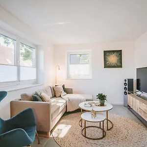 https://luxury-design-eco-house-in-lubeck-city-with-garden.hamburg-hotels-de.com